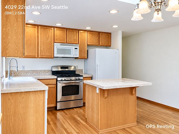 4th image of 4029 22nd Ave SW