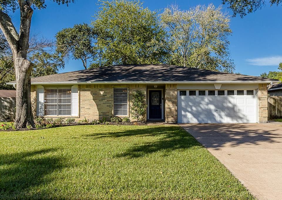 1st image of 16406 Cypress Point Dr