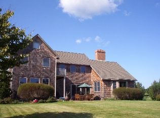 45 Clearview Farm Rd, Southampton, NY 11968