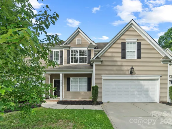 4823 Walnut Grove St, Harrisburg, NC 28075