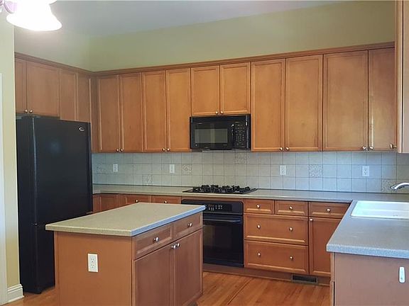 4th image of 1309 Creekside Pl SE