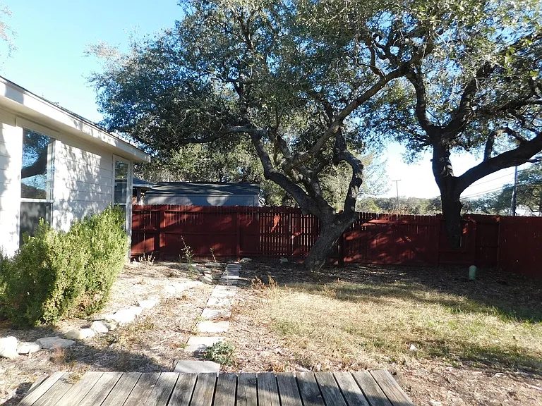 9231 Foxgrove Way — Photo 31