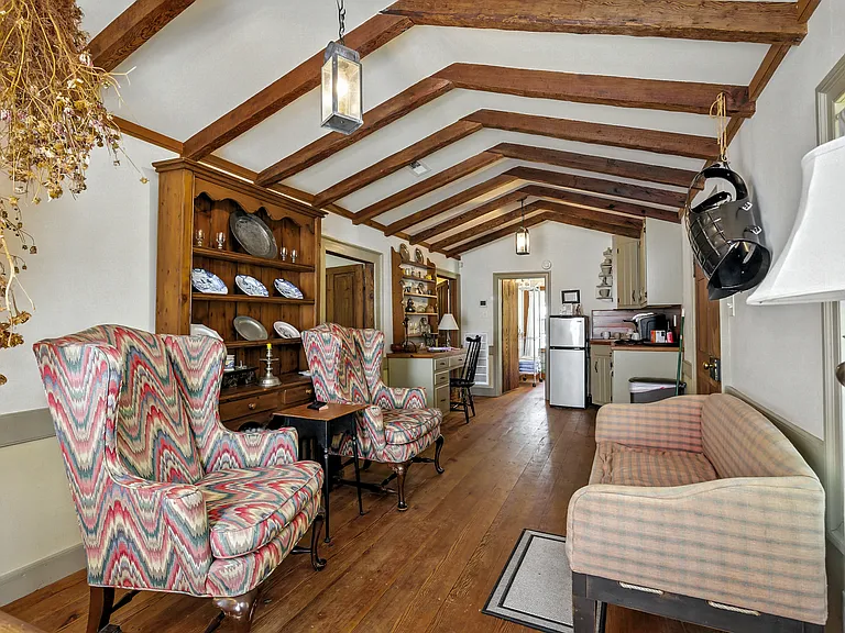 11826 Colonial Trl W — Photo 6