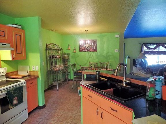 4th image of 2968 N Salford Blvd