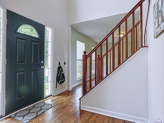 5th image of 7218 Ruwes Oak Dr
