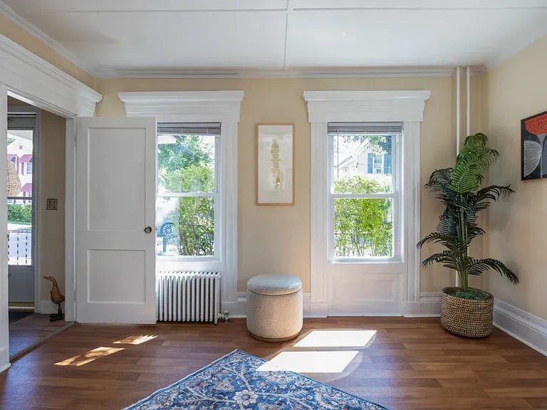Bedroom 3 (main floor)