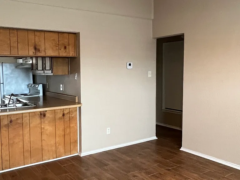 317 Hill Ave #16 — Photo 7