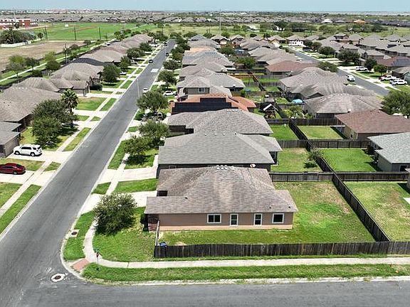 4th image of 2626 Las Brisas St