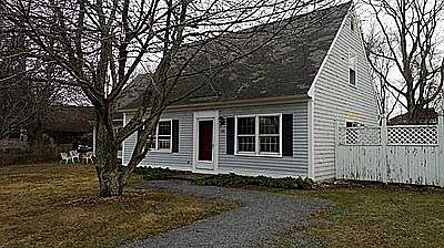 1st image of 54B Continental Dr