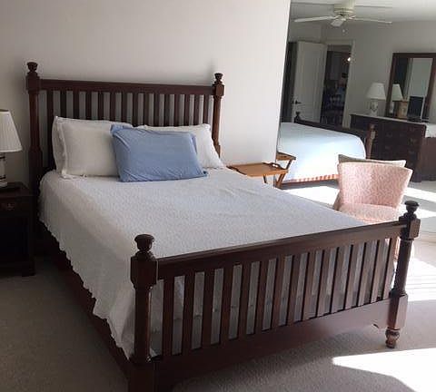 5th image of 3 Oceans West Blvd APT 3C3