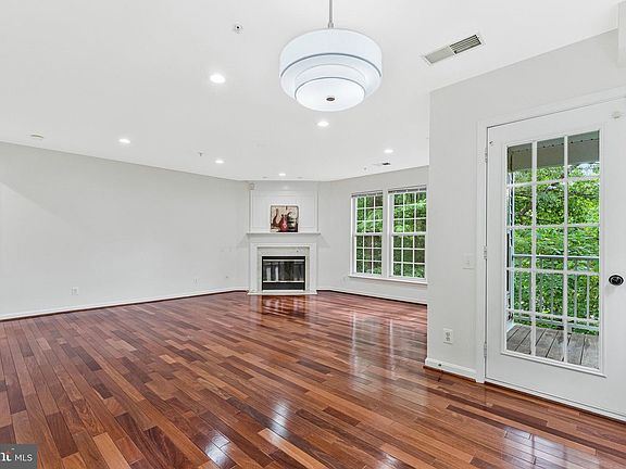 3rd image of 12729 Fair Crest Ct APT 304