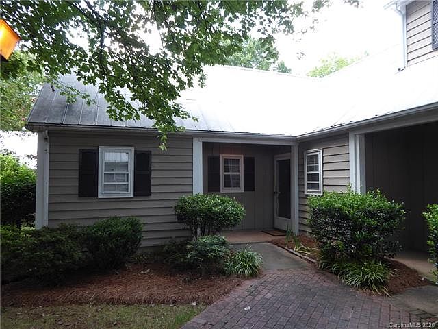 1st image of 3700 Selwyn Farms Ln Unit 4