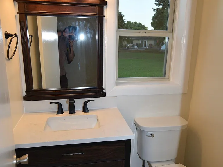 812 Farley Dr SE — Photo 16