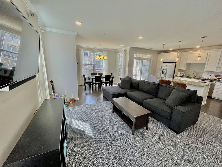 23257 Southdown Manor Ter #101 — Photo 9