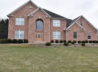6N913 Longacre Dr, Campton Hills, IL