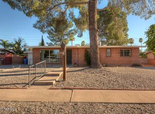 5762 E Whittier St, Tucson, AZ 85711