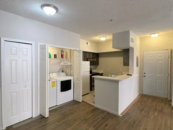 8301 Elm Park Dr APT 625, Orlando, FL 32821