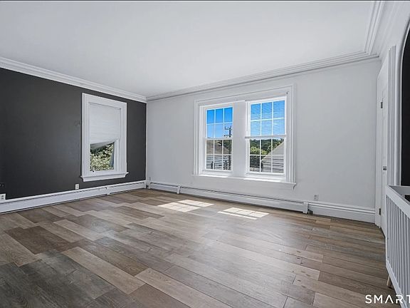 2nd image of 30 Main St