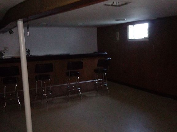 Bar with. Family area