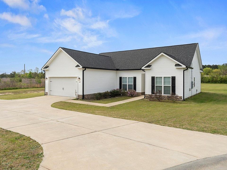 1st image of 1421 Oak Lane