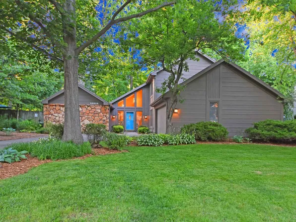 10018 Woodstream Dr, Fort Wayne, IN 46804