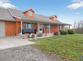11490 218th Rd, Holton, KS 66436