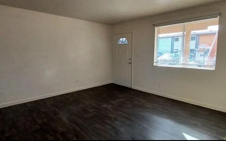 2537 W Georgia Ave #2 — Photo 11