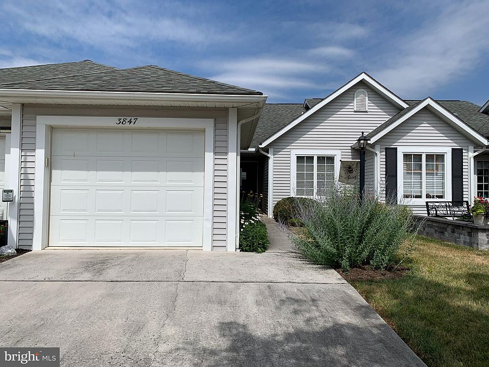 1st image of 3847 Farmstead Dr