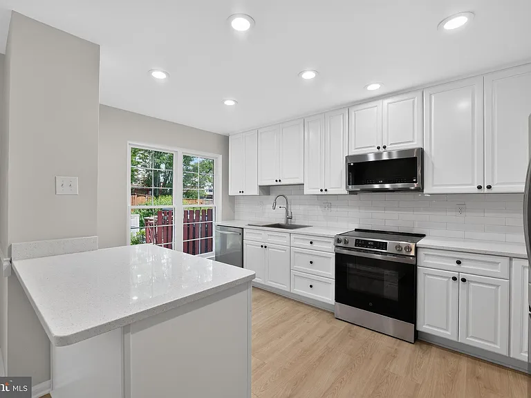 114 Gentlebrook Rd — Photo 11