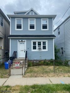 30 Pleasant Ave, Clifton, NJ, 07013