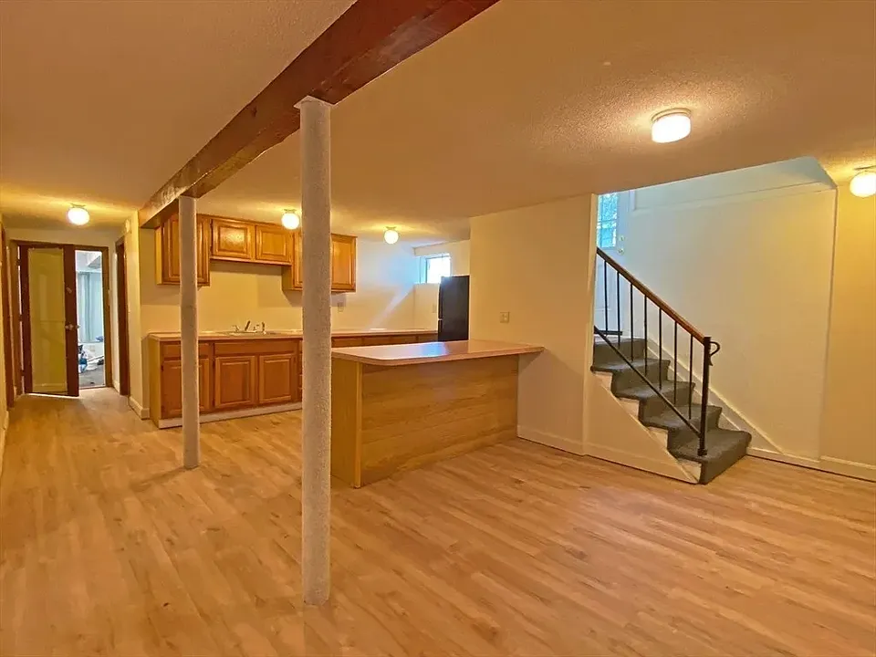 541 Commonwealth Ave #BASEMENT