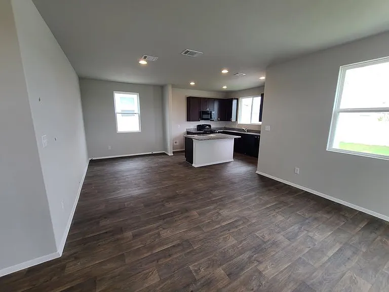 156 Huckleberry Ln — Photo 4