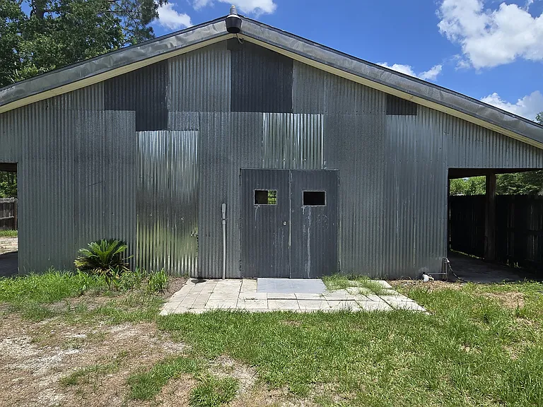 2235 Indigo Ave — Photo 1