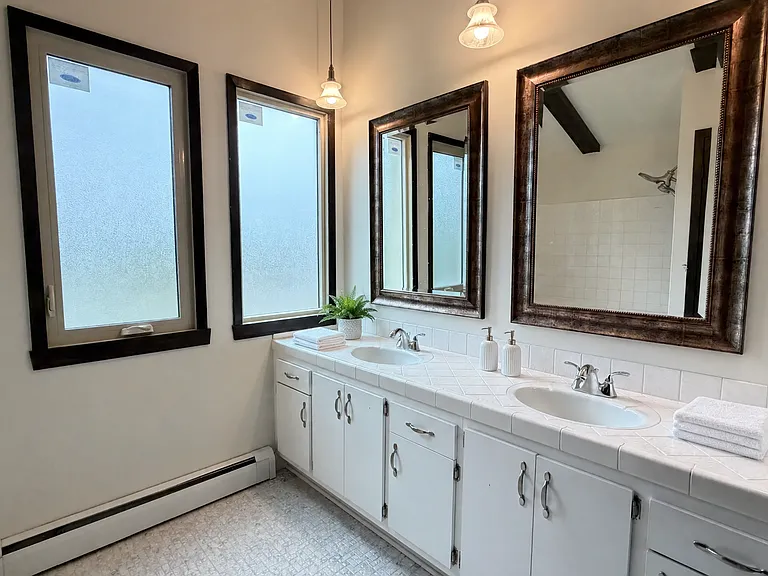 17370 Bedford Dr — Photo 14