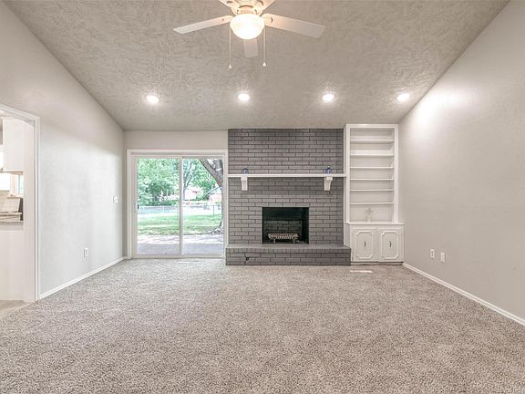 4th image of 1203 Parkland Ave