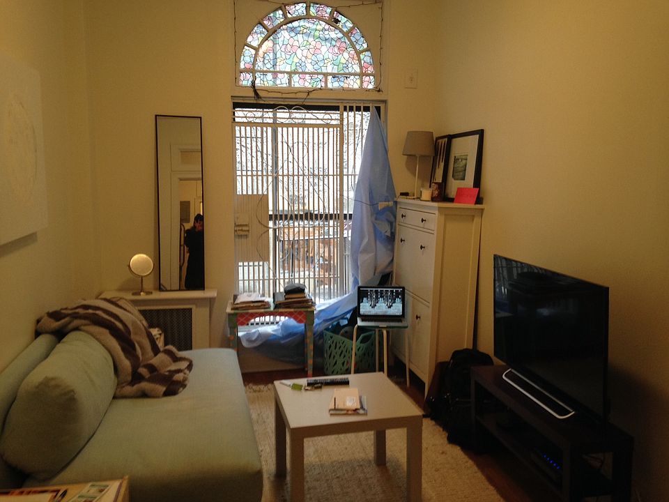 1st image of 224 E 74th St APT 1A