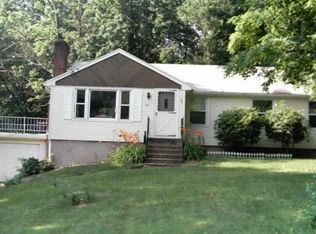 350 Main St, Meriden, CT 06451