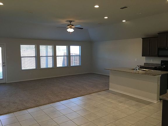 4th image of 9213 Vistamill Trl