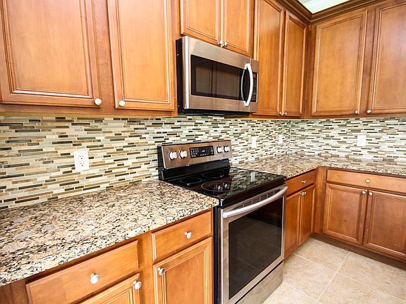 4th image of 5852 NW Leghorn Avenue