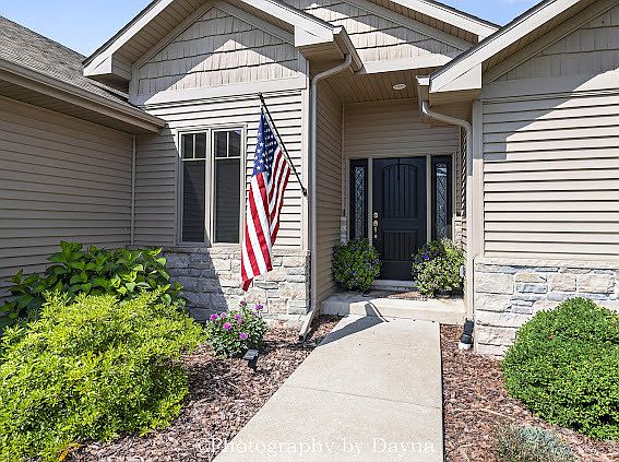 5th image of 1955 Craftsman Ave