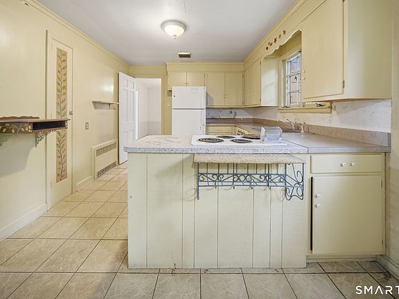5th image of 11 Paxton Road