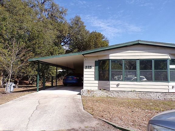 2nd image of 225 Palm Cove Dr