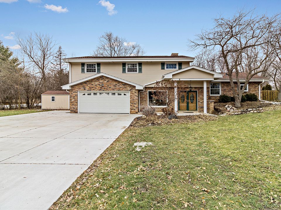 1st image of W330N5495 Linden Cir E