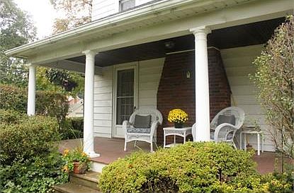 5th image of 515 John Mitchell Ave