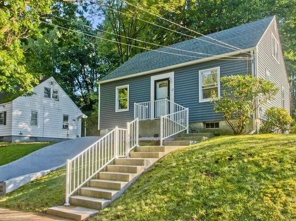 11 Anthony St, Springfield, MA 01104