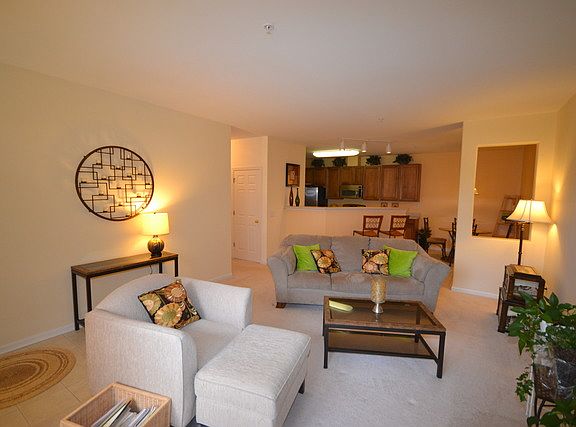 2nd image of 2903 Concord Ln #2903