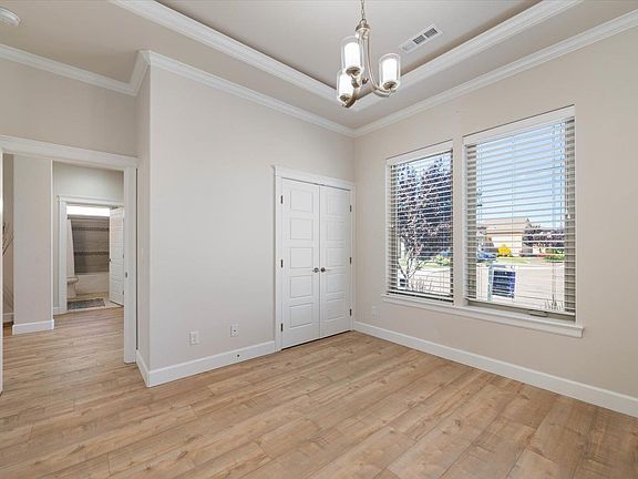 5th image of 2312 Coppercreek St