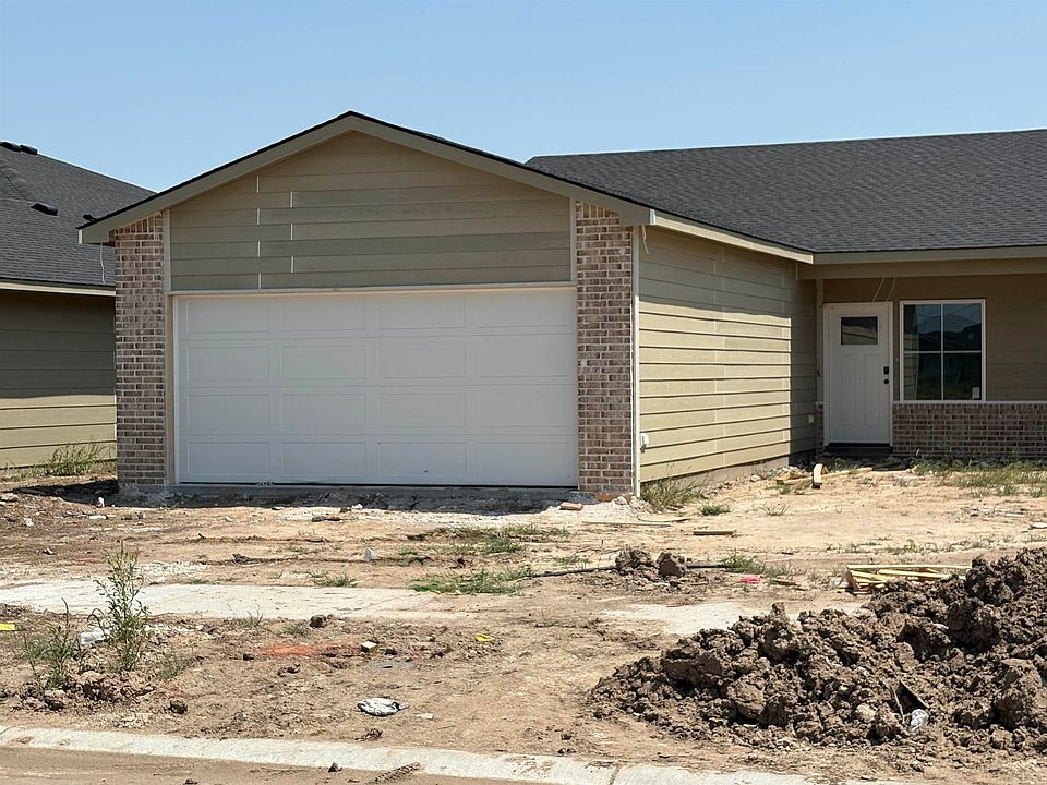1st image of 2912 S Denene St #100