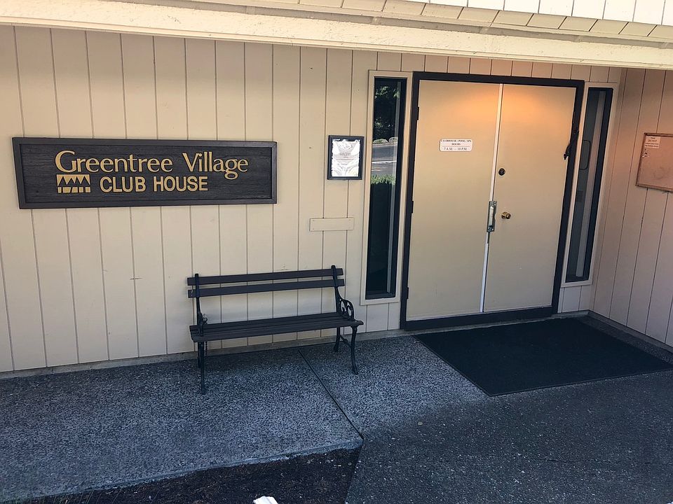 1st image of 13735 15th Ave NE APT A3