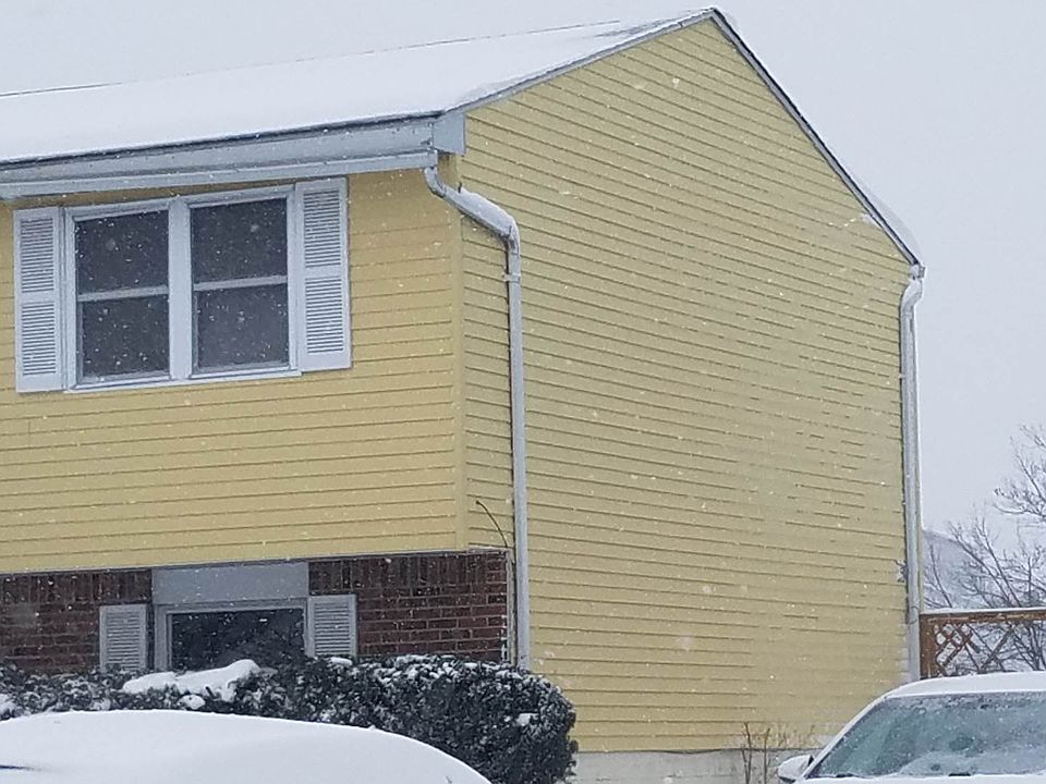 2nd image of 7144 Northview Dr
